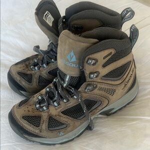 Vasque Tan and Black Outdoor Boots